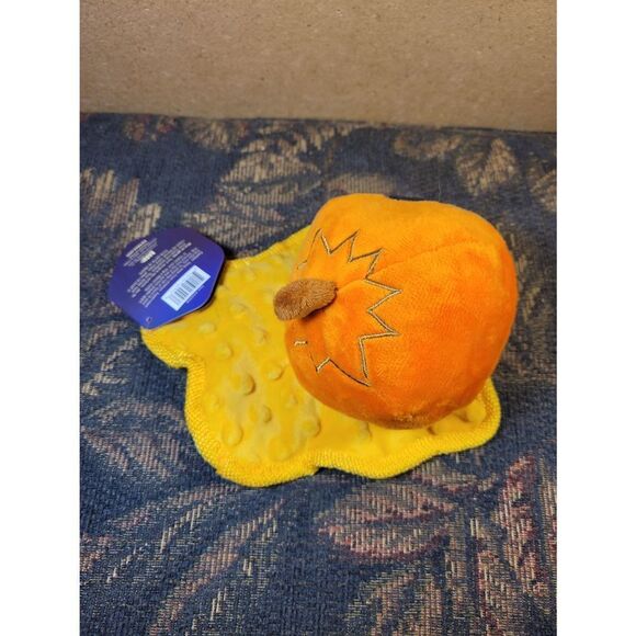Barkbox Smashing Pumpkin- NWT - Picture 7 of 9